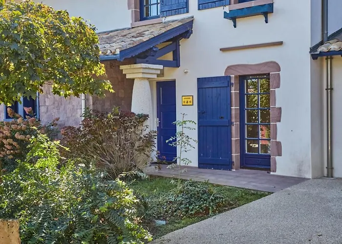 Odalys Le Domaine De Lana 3* 어룬