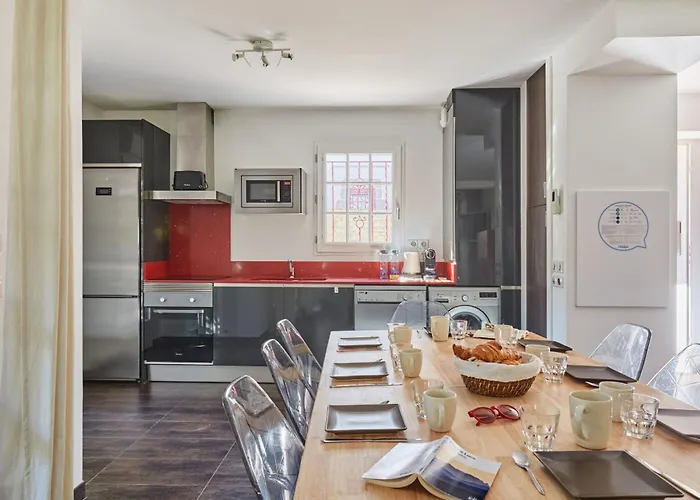 아파트호텔 Odalys Le Domaine De Lana 3*