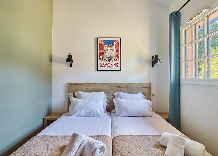 아파트호텔 Odalys Le Domaine De Lana 어룬