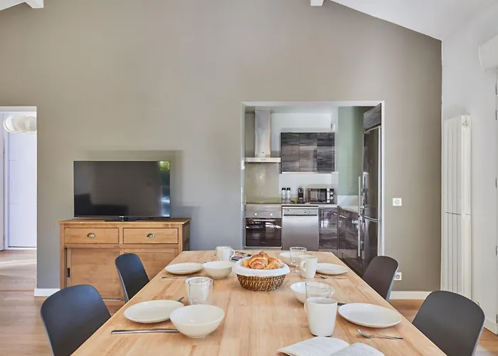 Odalys Le Domaine De Lana 아파트호텔 3*